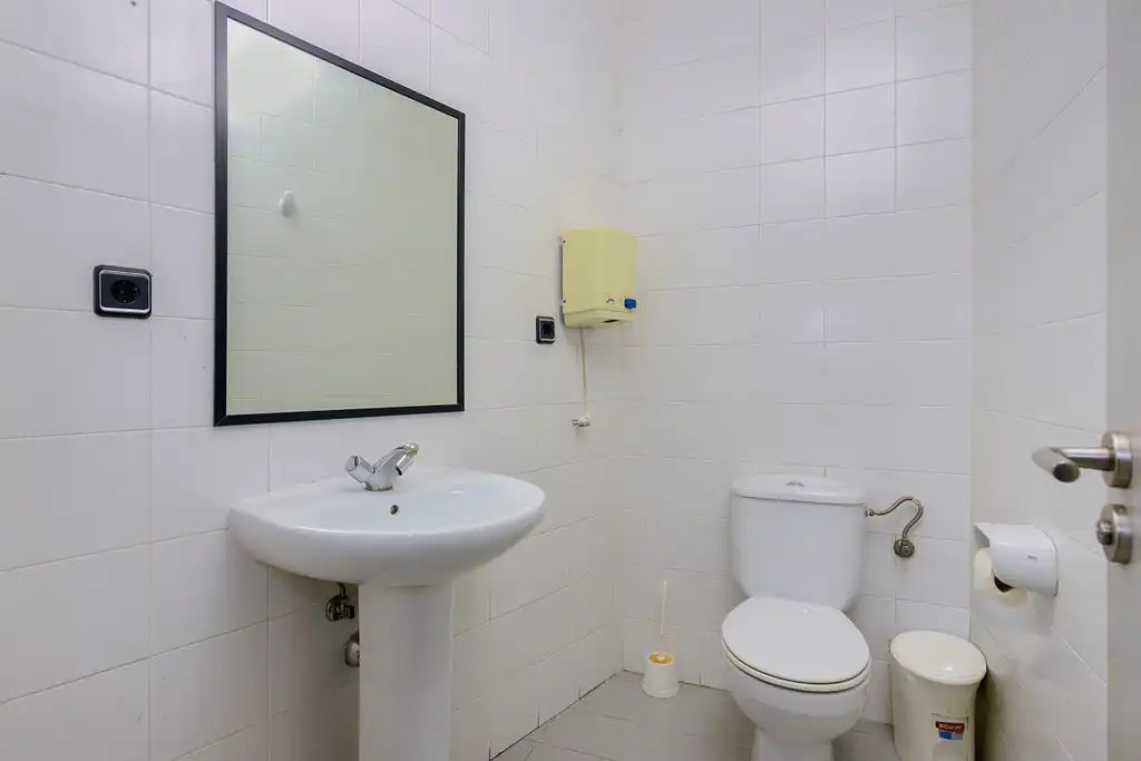 Business premises to rent in C/ Palacio Valdés, imagen 17