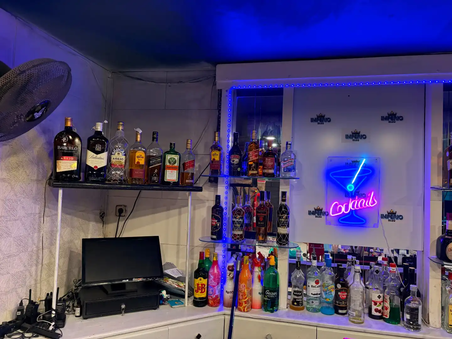 Local comercial en traspàs a Vinyets - Molí Vell, imagen 5
