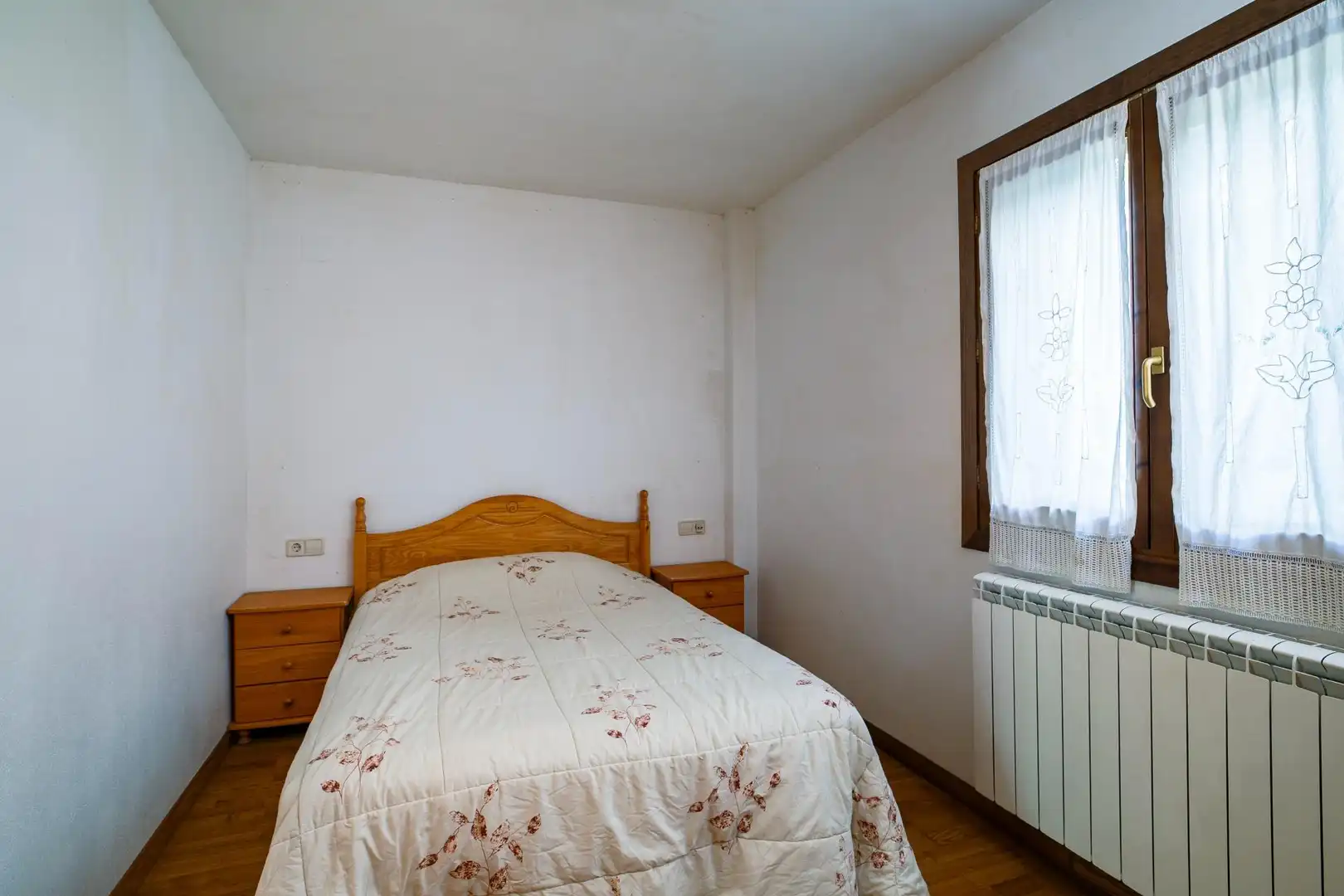 Bedroom of Flat for sale in Biescas  with Heating, Private garden and Terrace