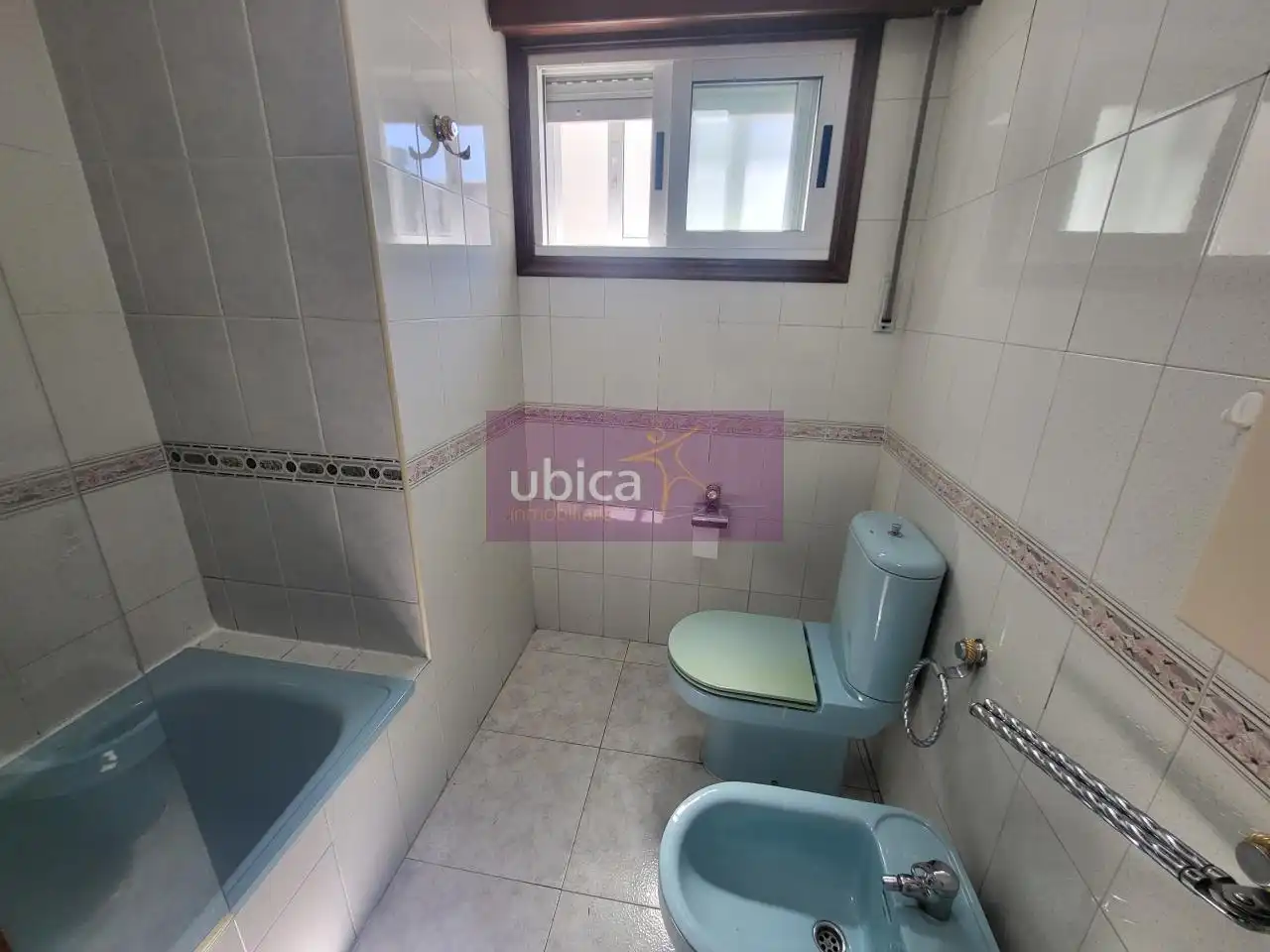 Baño de Piso en venta en Vigo  con Calefacción, Parquet y Terraza