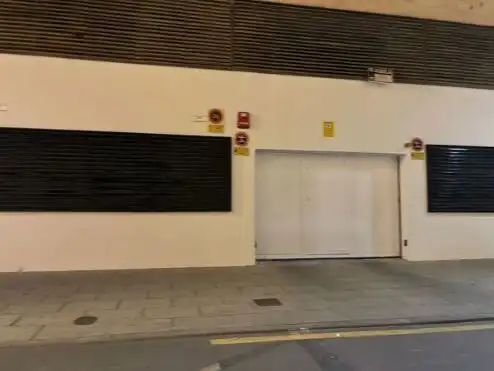 Moto de lloguer a Carrer Alcoi 1