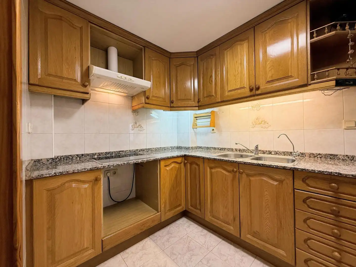 Kitchen of Flat for sale in Alicante / Alacant  with Air Conditioner