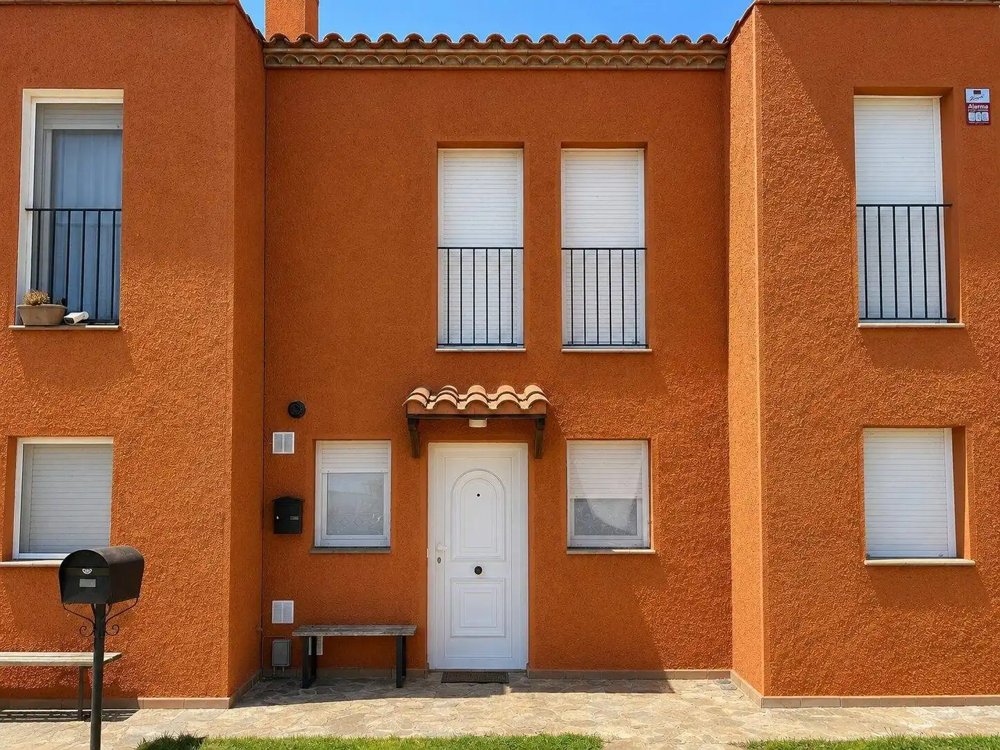 Vista exterior de Casa o chalet en venta en Torroella de Fluvià con Calefacción, Jardín privado y Amueblado