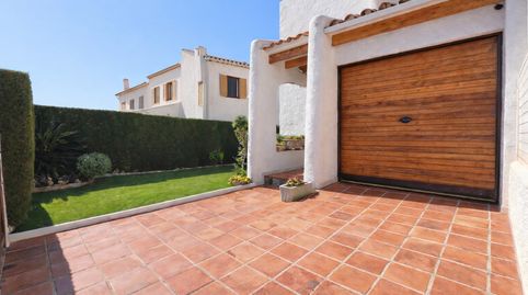 Foto 3 de Casa adosada en venta en Carrer Puigmal, Cunit Residencial, Cunit