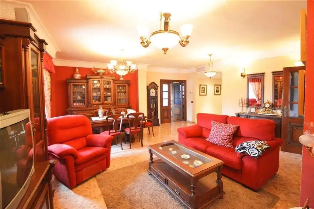 Casa o chalet en venta en Calle Calle Reina Sofía, Villanueva de la Concepción