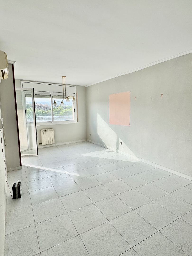 Flat for sale in Carrer de l'Alcalde Segimon, Mestral , Reus