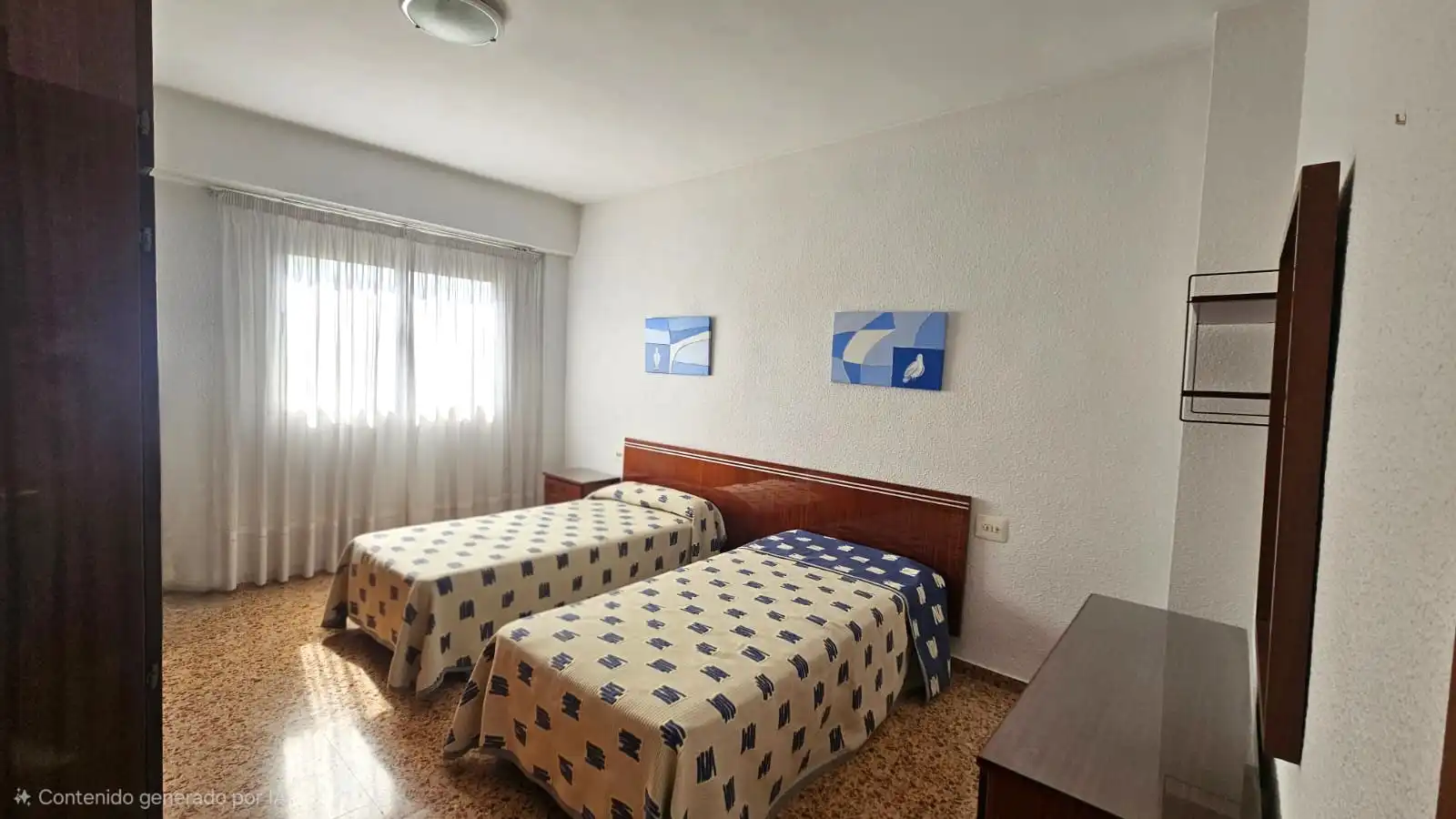 Bedroom of Flat for sale in Valencia  with Air Conditioner, Heating and Balcony