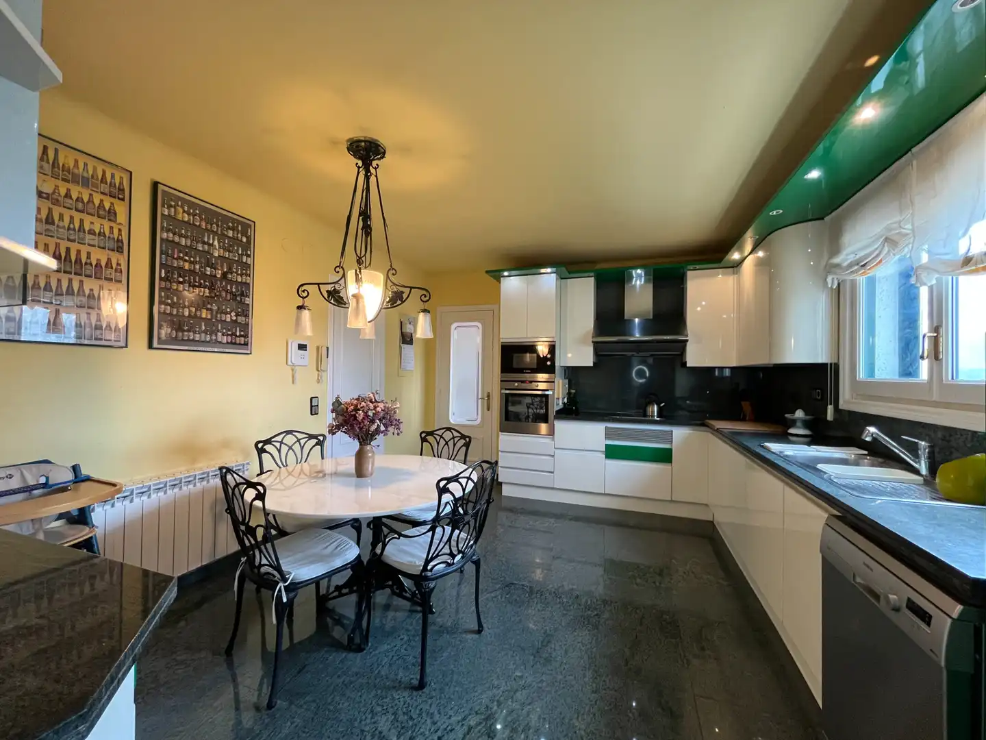 Casa con terraza en venta en Carrer Anglada Camarasa 8, imagen 29