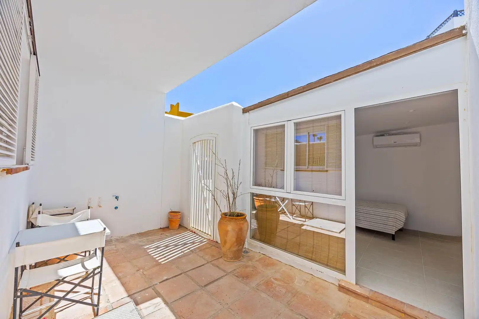 Terrace of Detached homes for sale in Sotogrande  with Air Conditioner, Private garden and Terrace