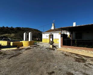 Exterior view of Country house for sale in Vélez-Málaga