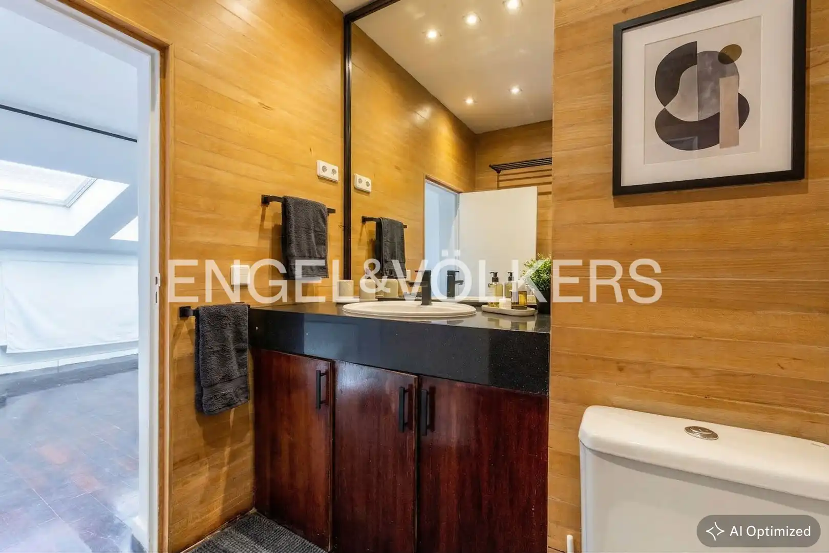 Bathroom of Attic for sale in Madrid  with Air Conditioner and Heating