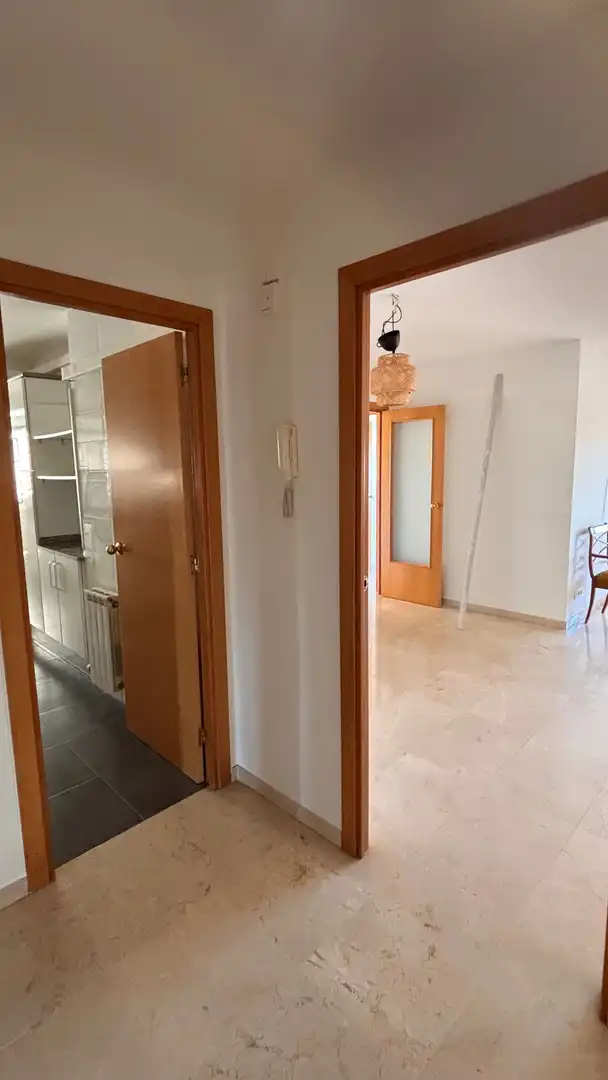 Appartamento con piscina in affitto a La Xinesca, imagen 2
