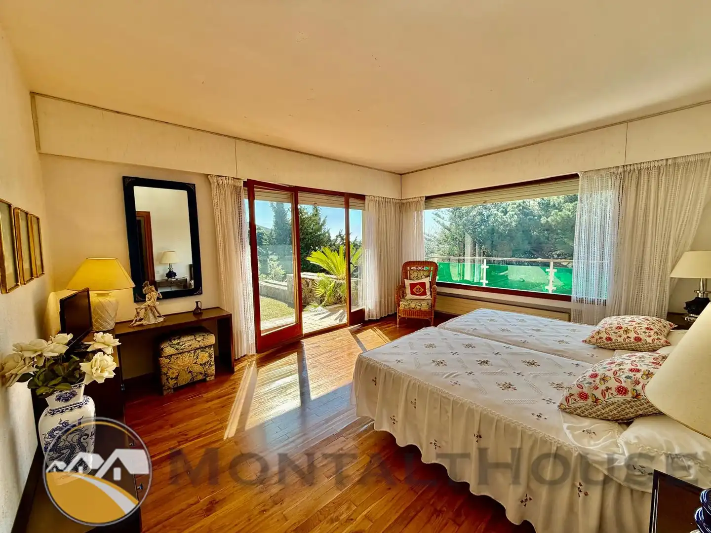 Vista exterior de Casa o chalet en venta en Sant Andreu de Llavaneres con Calefacción, Jardín privado y Parquet