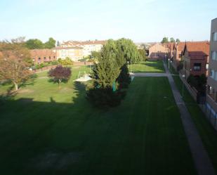 Jardí de Pis en venda en  Logroño amb Aire condicionat, Terrassa i Piscina