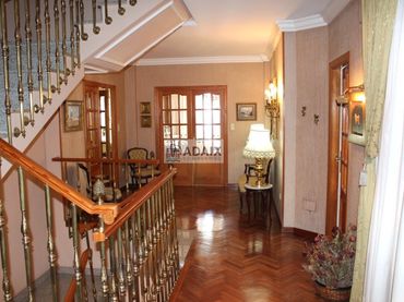 Casa amb balcó en venda a Tomelloso