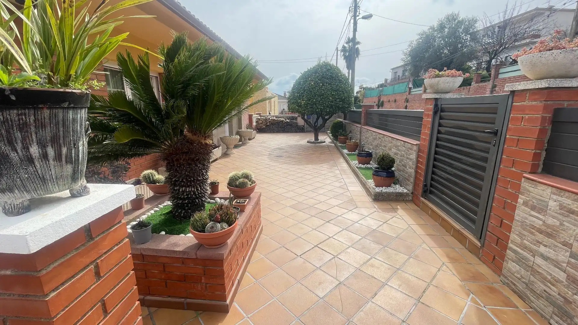 Terrassa de Casa o xalet en venda en Rubí amb Calefacció, Jardí privat i Terrassa