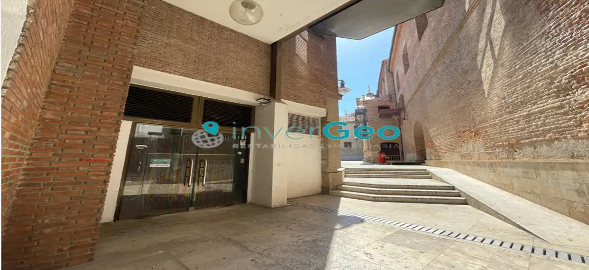 Gewerbefläche zum Verkauf in Calle de Santiago 17, imagen 7