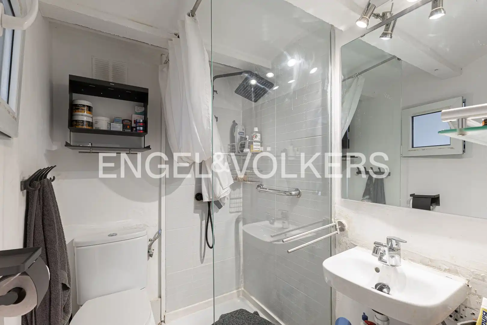 Baño de Piso en venta en Barcelona con Aire acondicionado y Calefacción