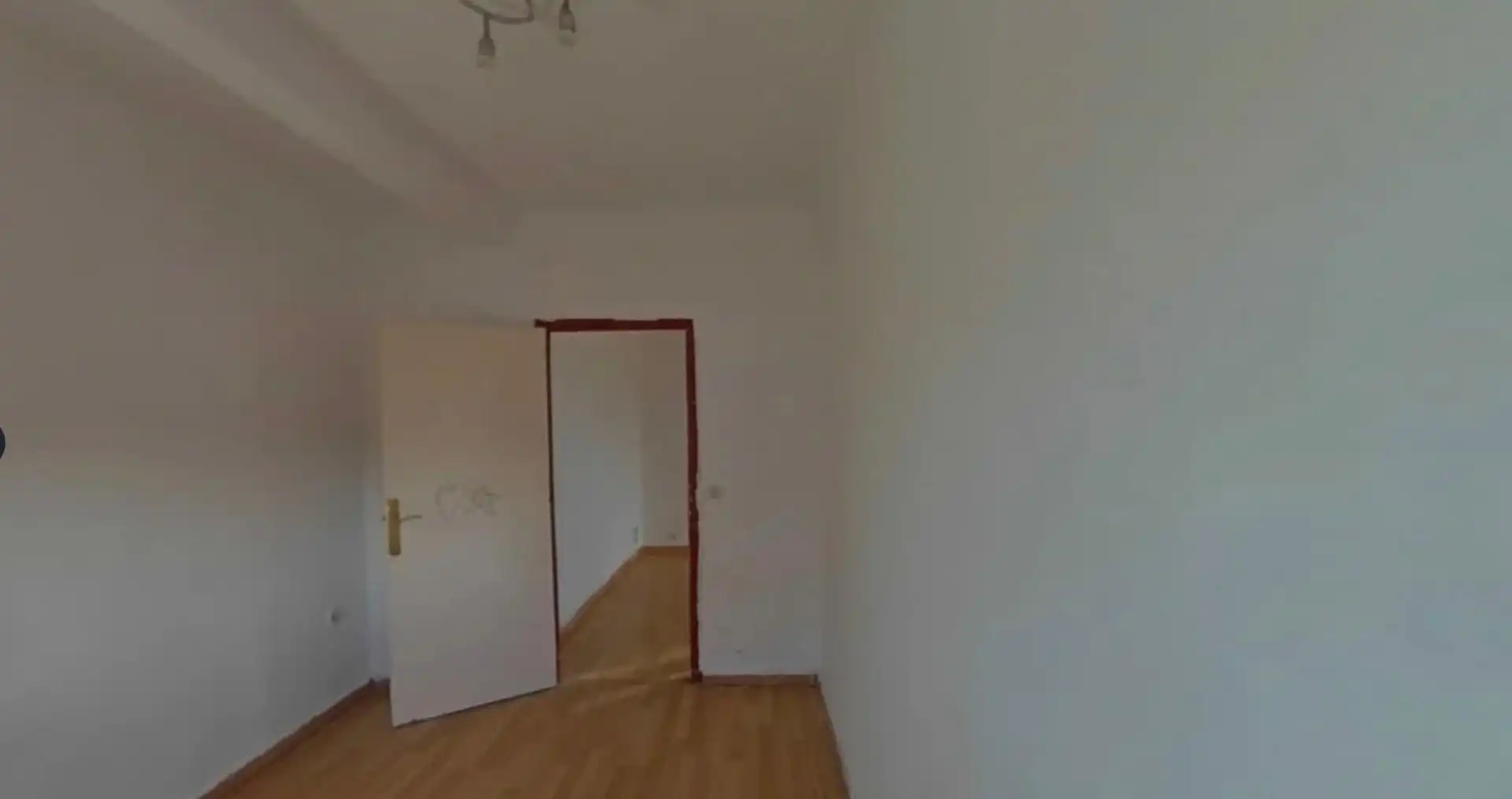 Piso en venta en Carrer JEREZ DE LA FRONTERA, imagen 2