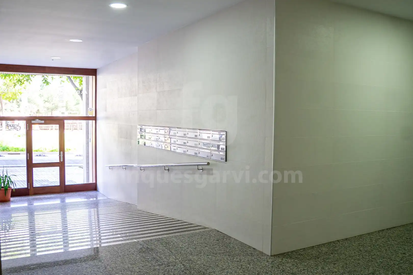Piso en venta en L'Hospitalet de Llobregat con Calefacción y Balcón