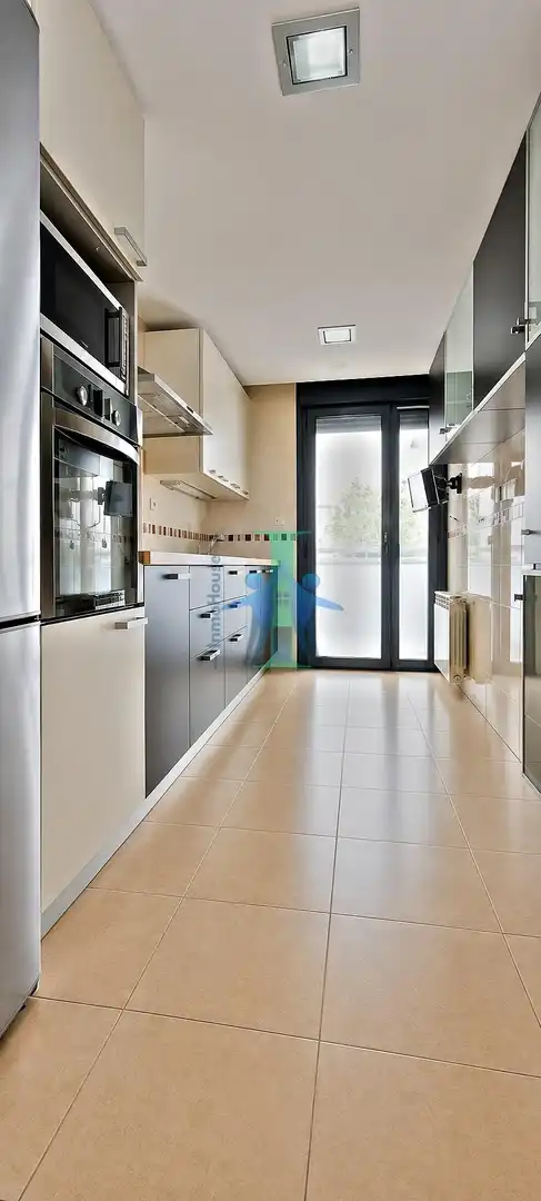 Kitchen of Apartments for rent in Facultad de Medicina