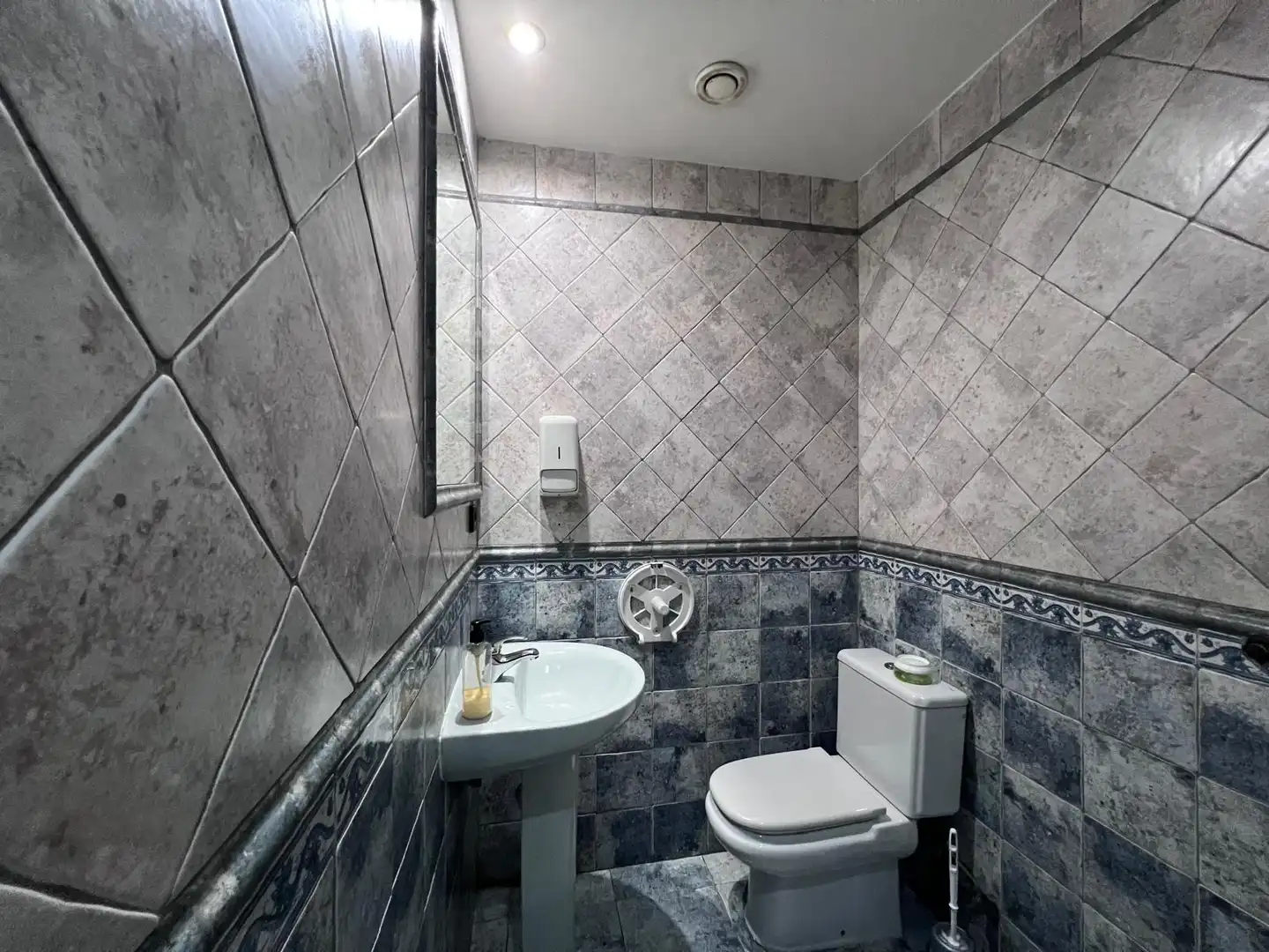 Business premises for sale in Calle Cabo Peñas, imagen 19