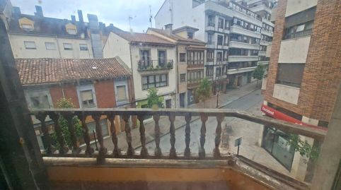 Foto 5 de Piso en venta en Calle Calle Celleruelo, 34, La Pola Siero, Siero