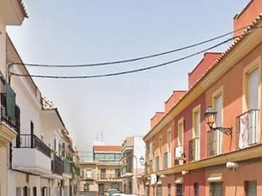 Pis amb balcó en venda a San José de la Rinconada