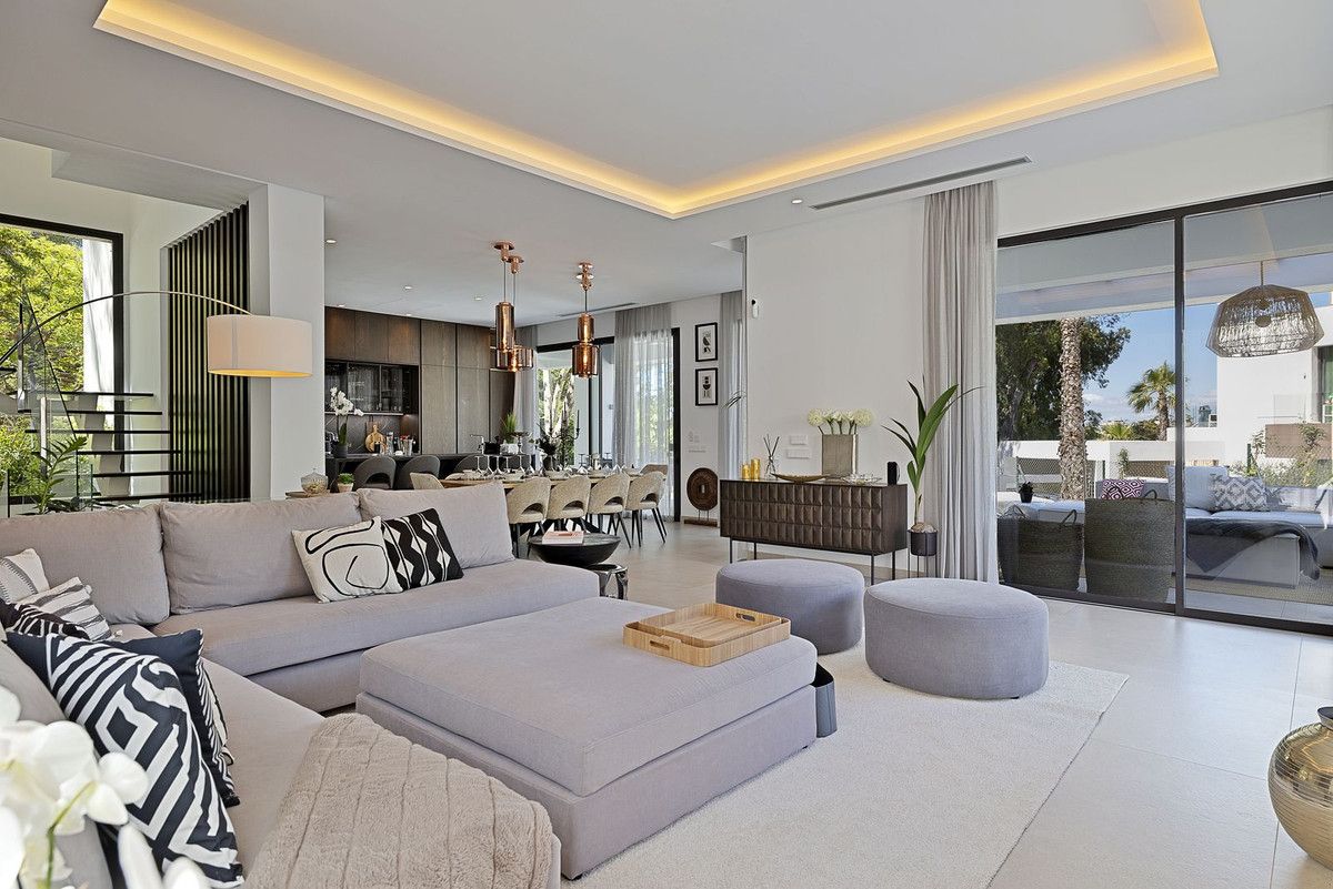 Living room of House or chalet for rent in Marbella  with Air Conditioner, Private garden and Terrace