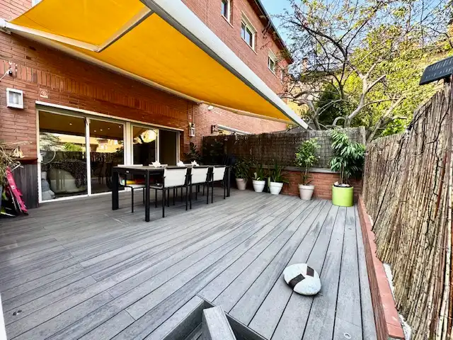 Terraza de Casa adosada en venta en Sant Cugat del Vallès con Aire acondicionado, Calefacción y Parquet