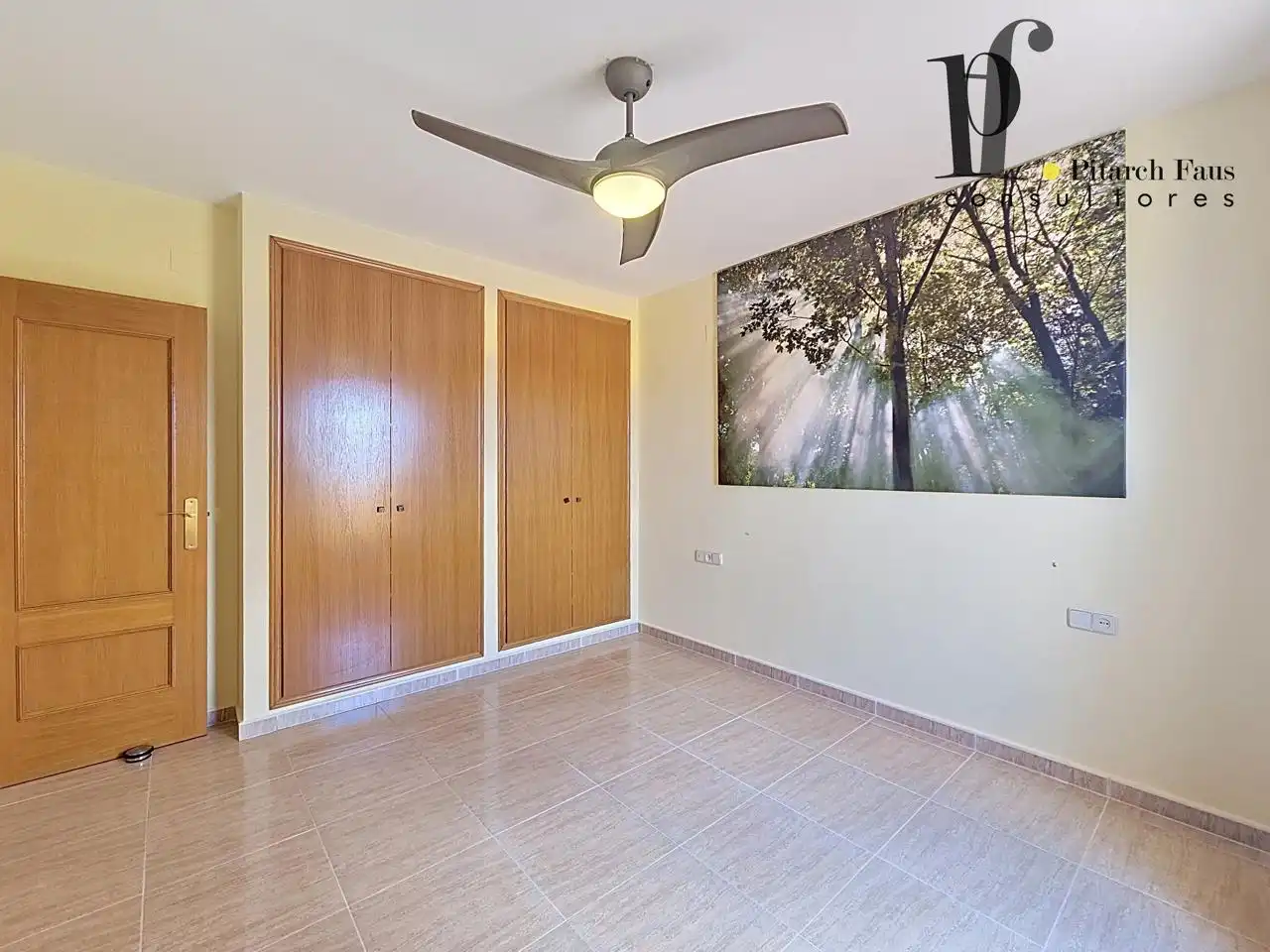 Habitación de Casa o chalet en venta en La Pobla de Vallbona con Aire acondicionado, Calefacción y Jardín privado