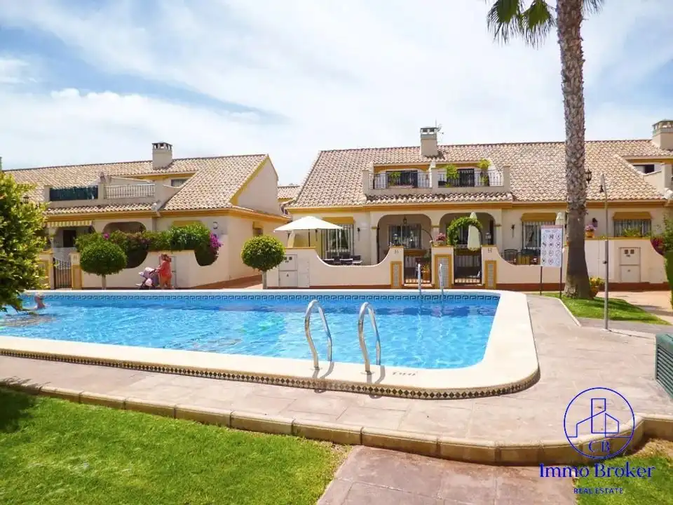 Pis amb piscina en venda a Orihuela Costa, imagen 2