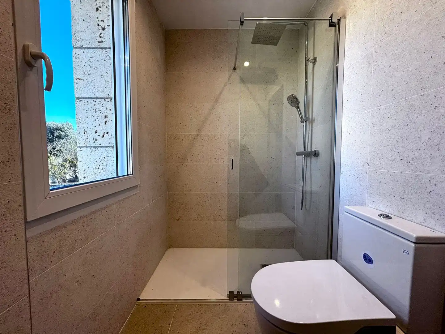 Baño de Casa o chalet en venta en Quintanilla Vivar con Calefacción y Trastero
