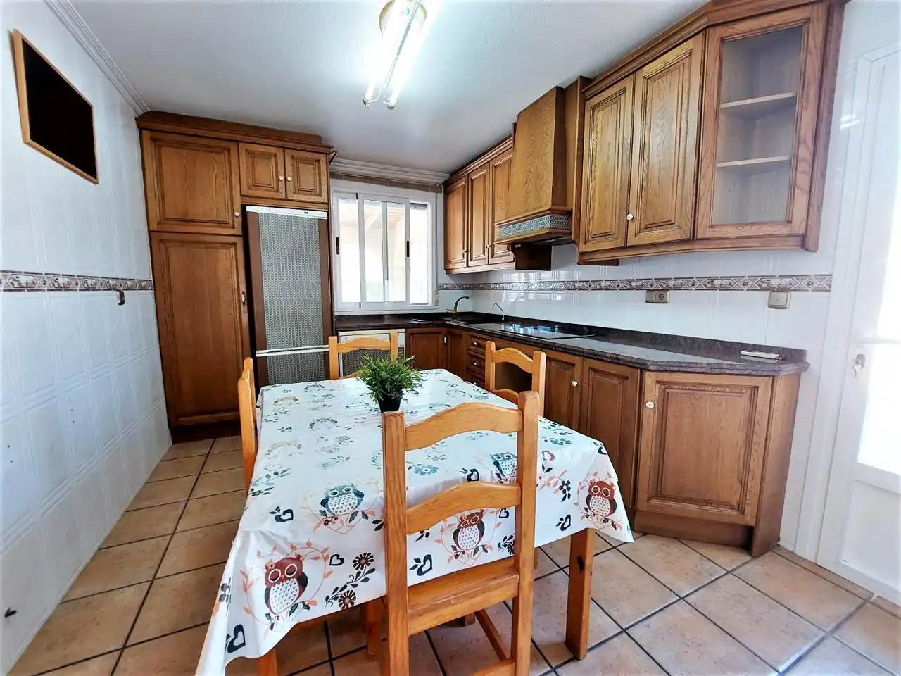 Küche von Wohnung zum Verkauf in Elche / Elx mit Privatgarten, Schwimmbad und Möbliert