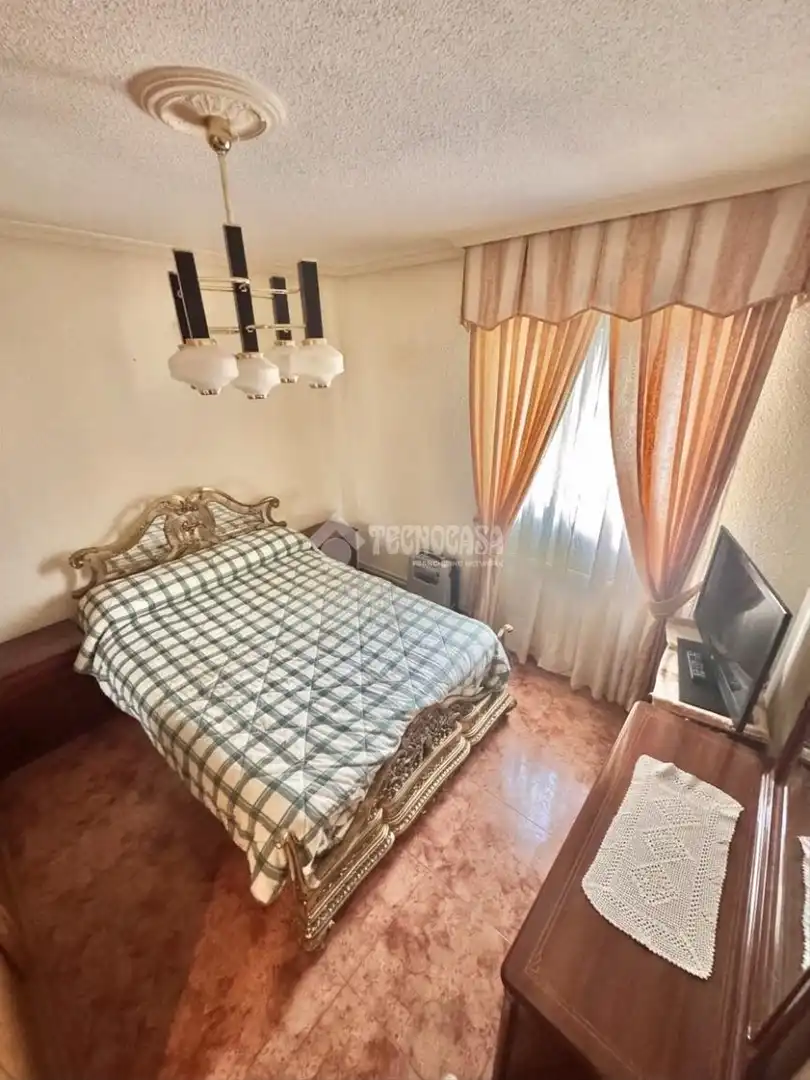 Habitación de Piso en venta en La Serna