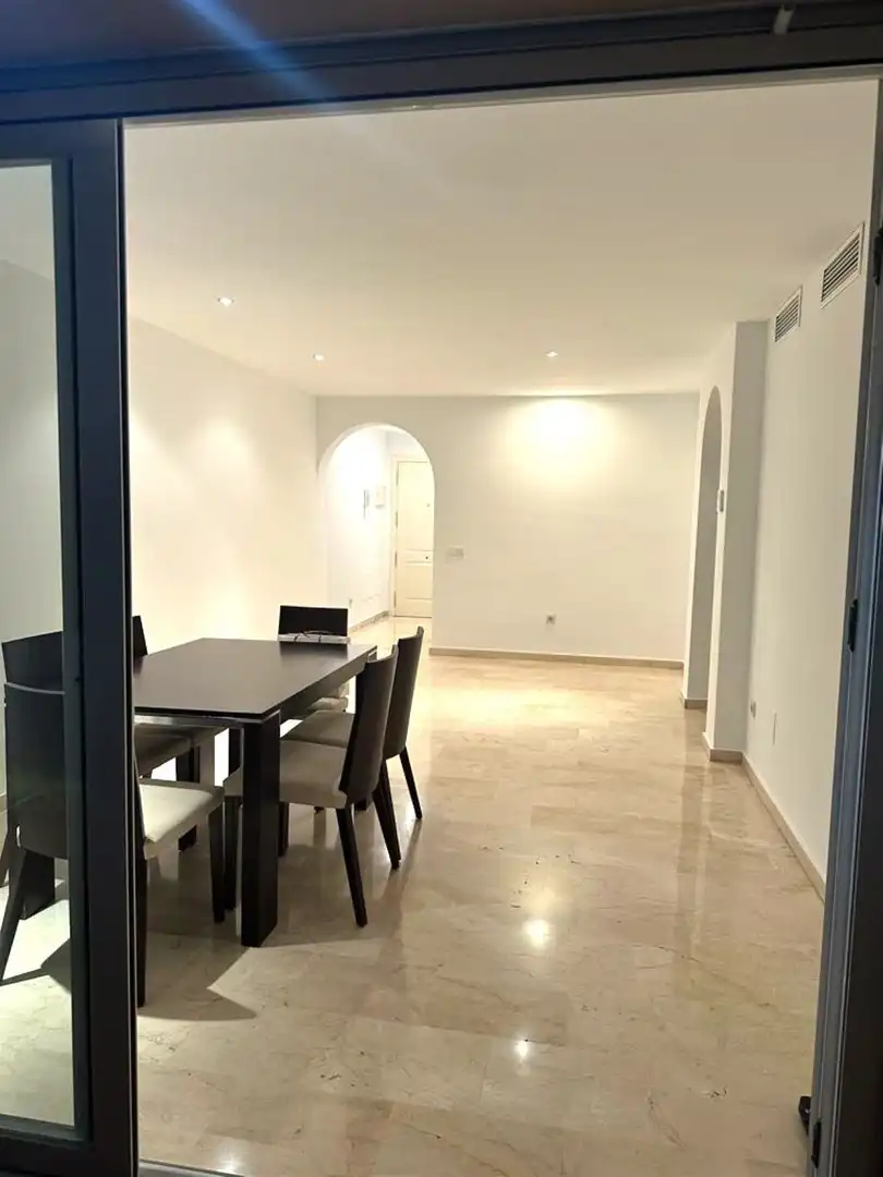Comedor de Apartamento en venta en Marbella con Aire acondicionado y Terraza