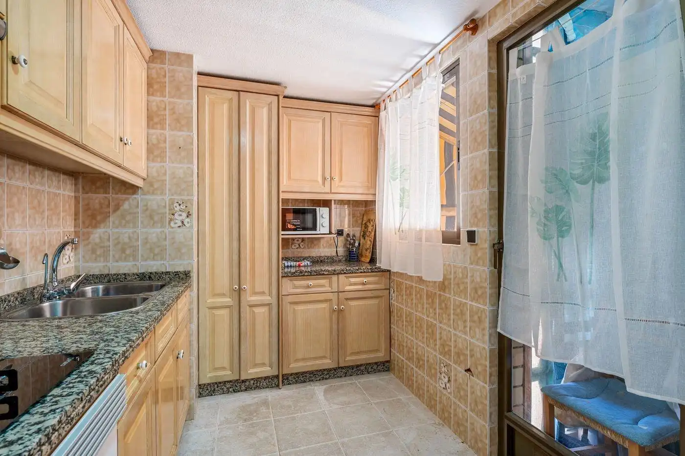 Cuina de Apartament en venda en Elche / Elx amb Aire condicionat, Calefacció i Terrassa