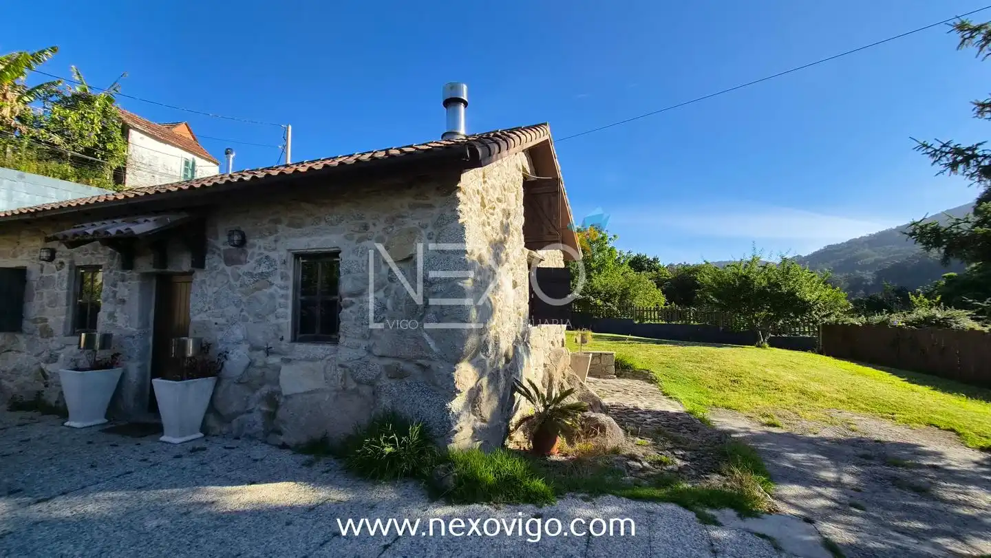 Vista exterior de Casa o chalet en venta en Moaña con Jardín privado, Terraza y Amueblado