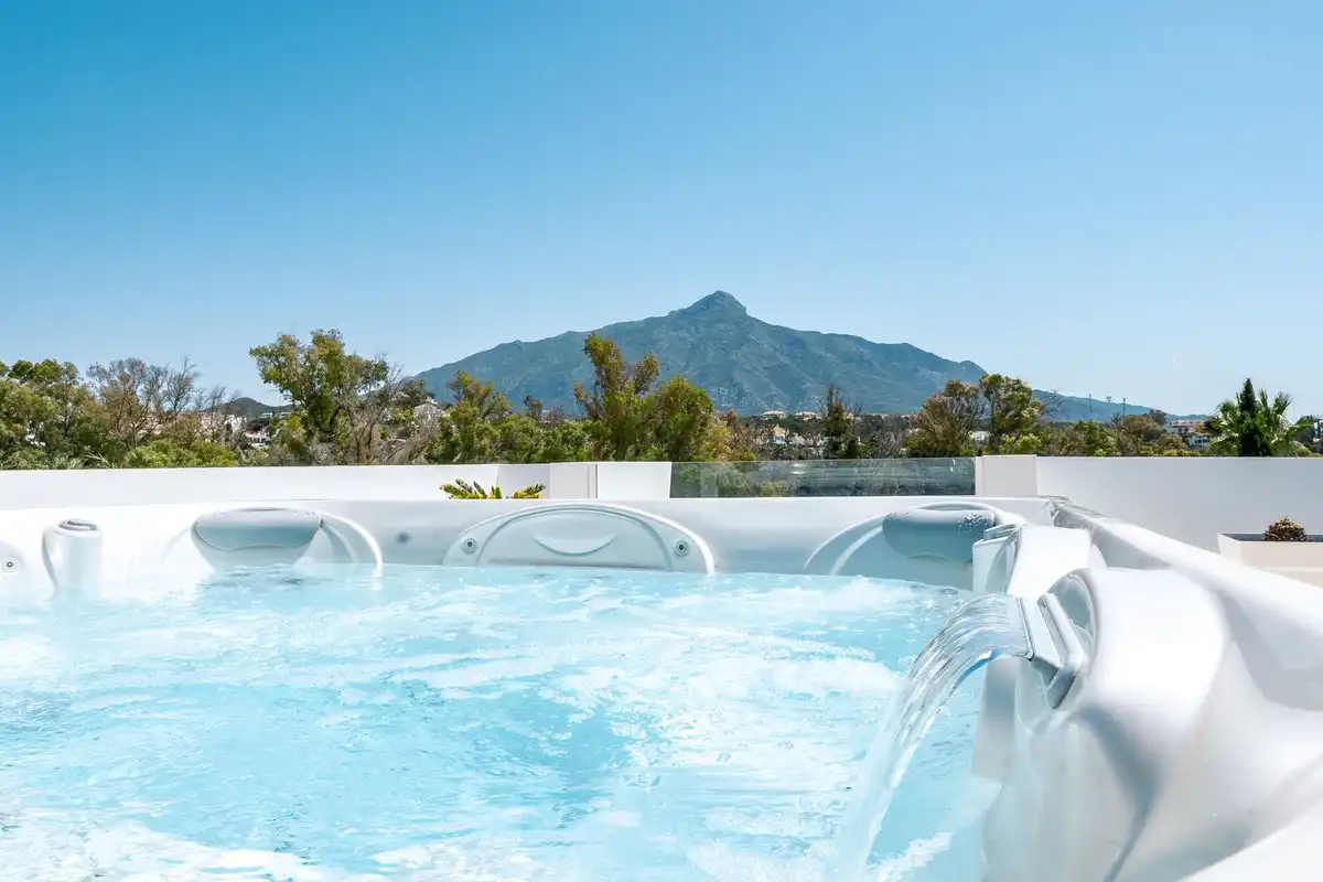 Villa mit Pool zur Miete in Nueva Andalucía, imagen 3