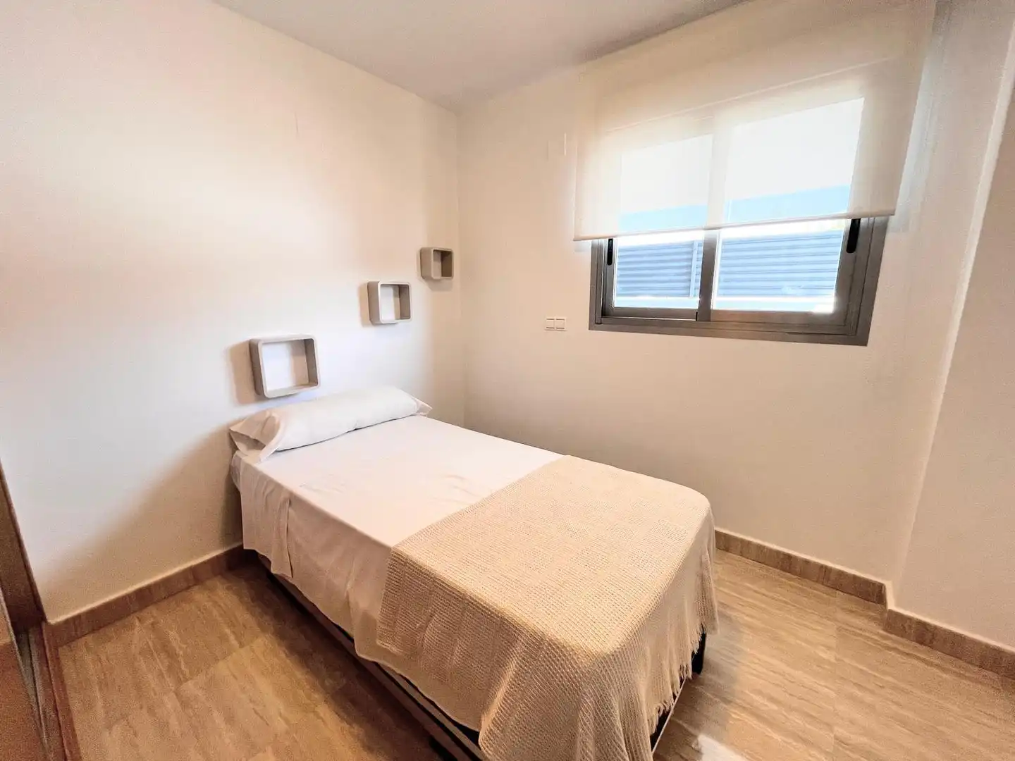 Bedroom of Ground floor for rent in L'Alfàs del Pi  with Air Conditioner, Heating and Terrace