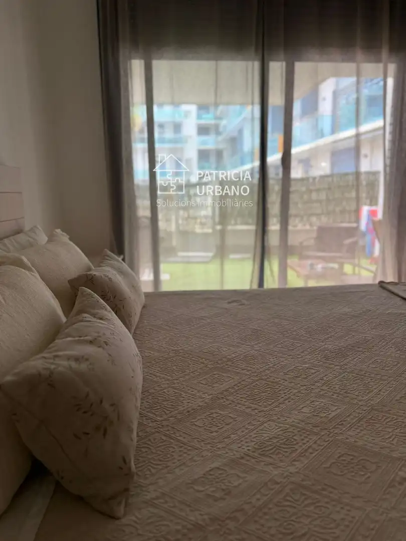 Habitación de Piso de alquiler en Cambrils con Aire acondicionado, Calefacción y Terraza