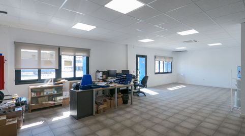 Foto 4 von Fabrikhallen zur Miete in Ctra. N-ii, Km 47, Alovera, Guadalajara