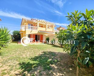 Vista exterior de Casa adosada en venda en Peñíscola / Peníscola amb Piscina i Piscina comunitària