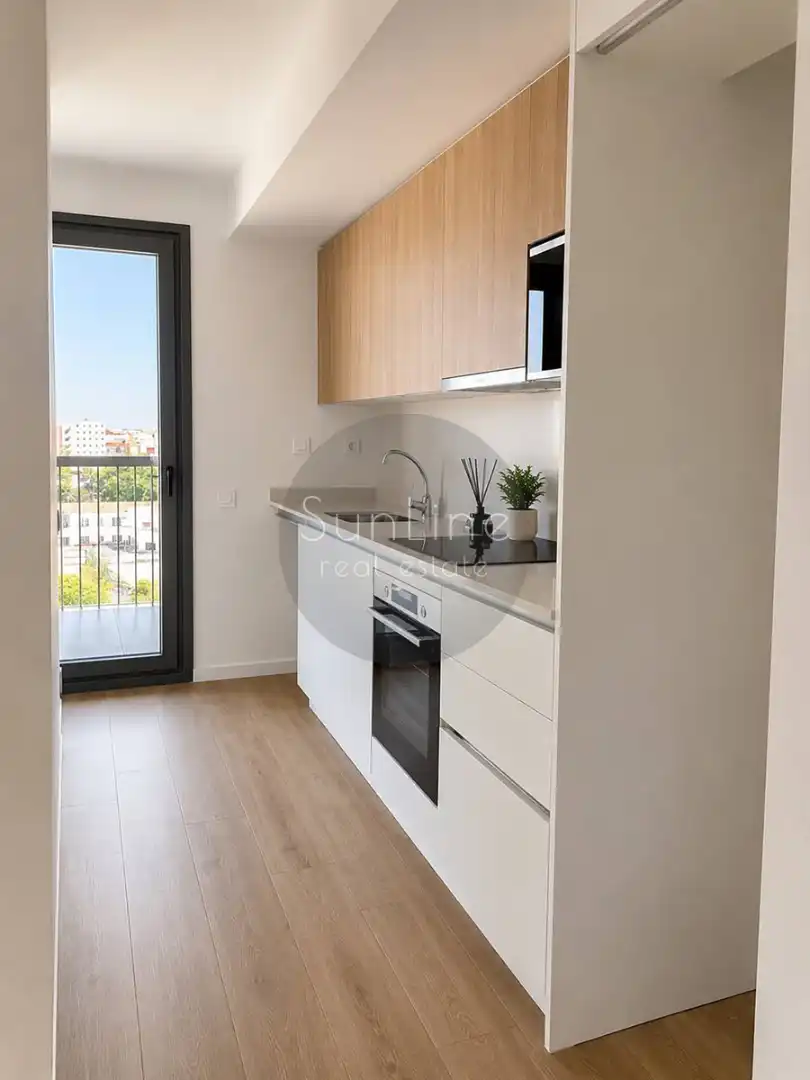 Attic for rent in Carrer de Campos Crespo, Safranar
