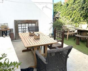 Terrassa de Casa o xalet en venda en  Almería Capital amb Jardí privat i Moblat
