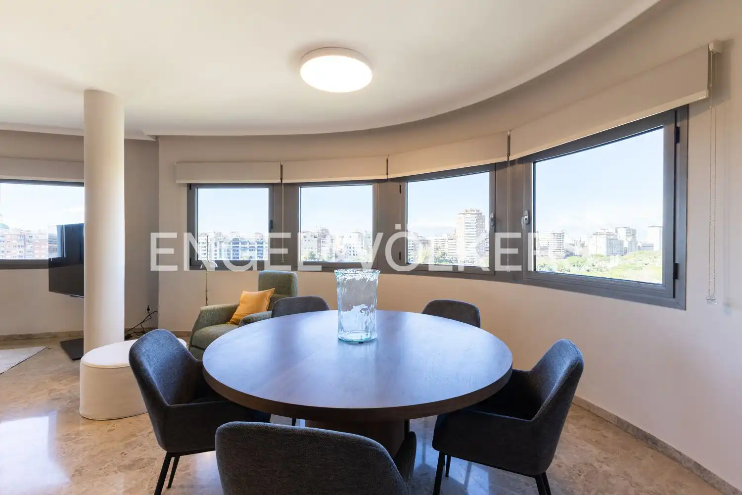 Comedor de Piso de alquiler en Valencia con Aire acondicionado, Calefacción y Amueblado