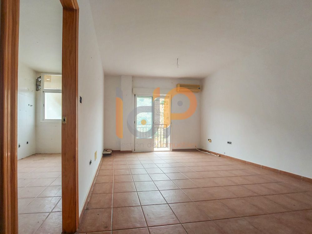 Piso en venta en Macael con Balcón