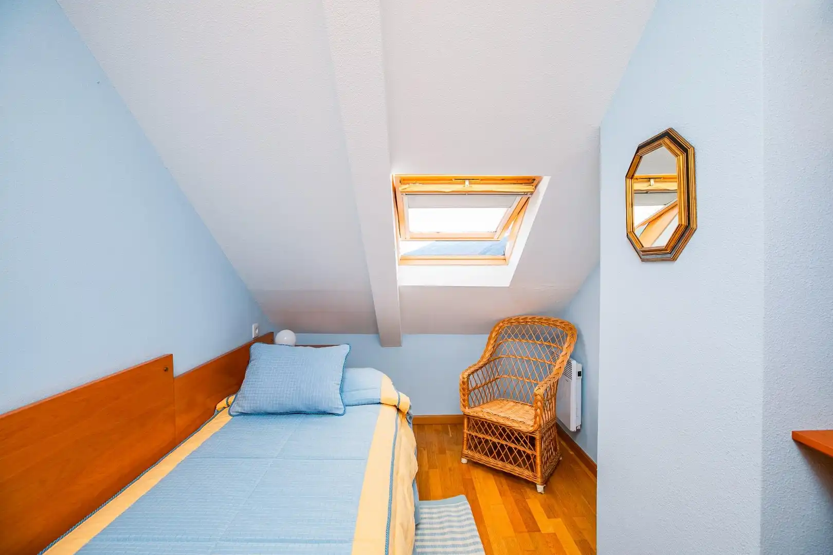 Habitación de Dúplex en venta en Biescas con Calefacción, Trastero y Amueblado