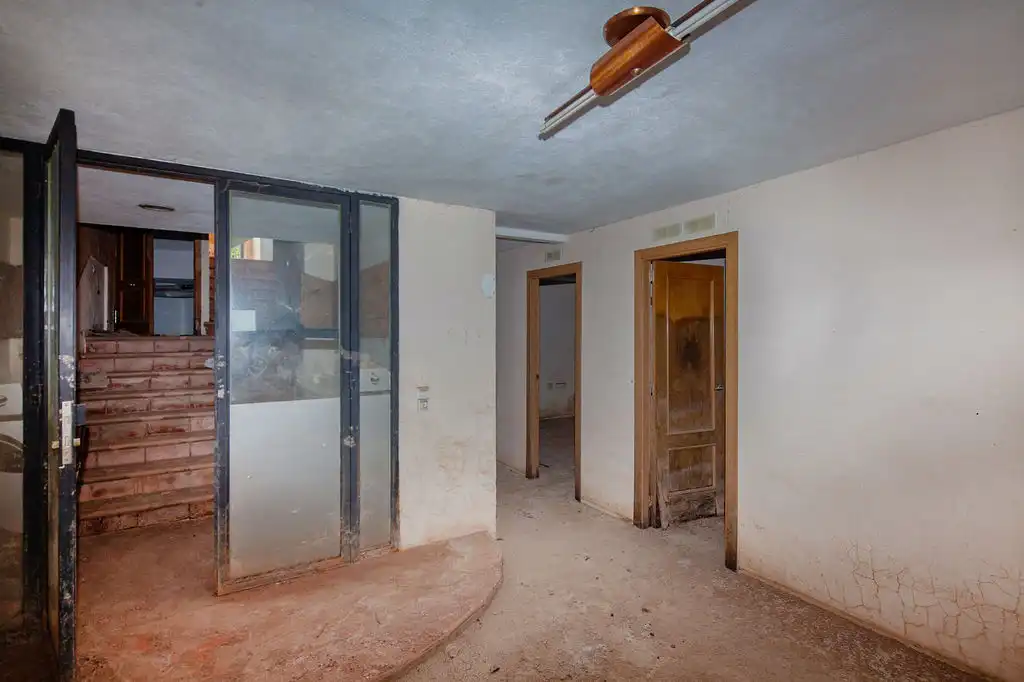 Commercial properties for sale in Alzira