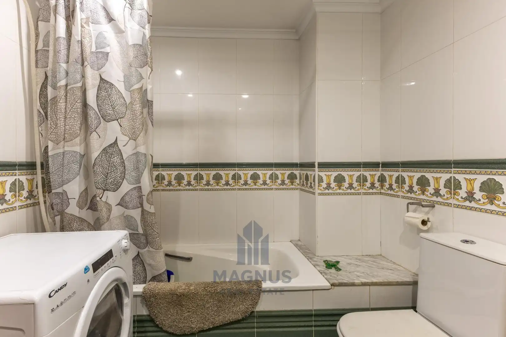 Baño de Piso en venta en Valencia con Aire acondicionado, Calefacción y Balcón